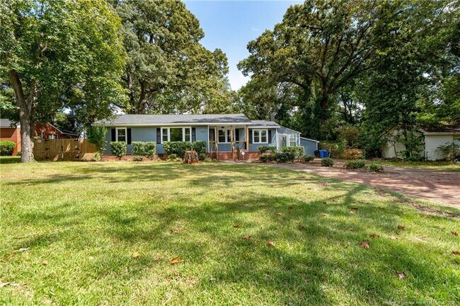 Foto del edificio - 4452 Oakmont Cir