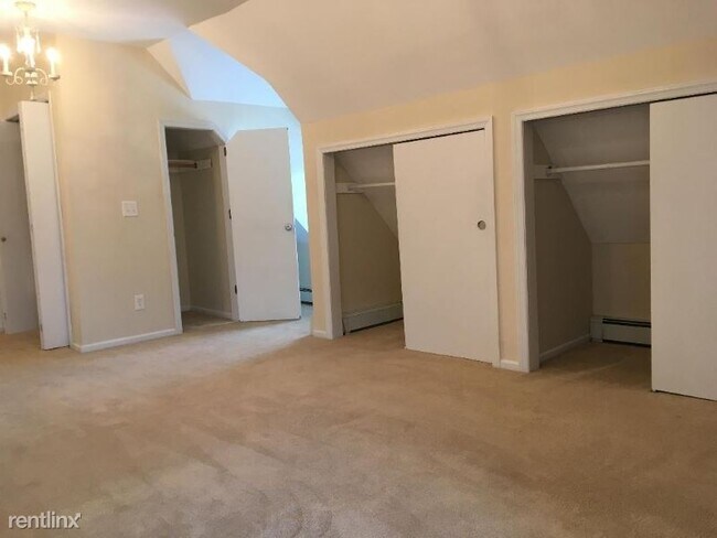 Building Photo - 4 br, 3 bath Apartment - 112 Park Street