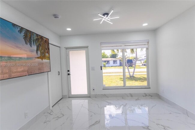 Foto del edificio - 3001 SW 35th Ave