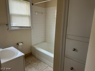 Building Photo - 56 Willow Dr
