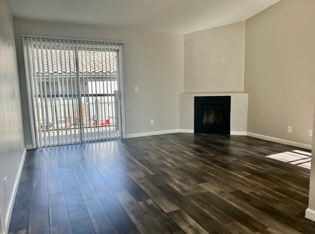 Foto del edificio - 1553 W Mercer Ln