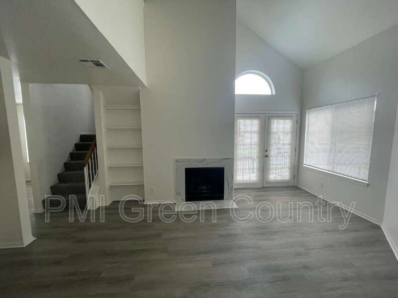 Foto principal - 1802 E 66th Pl