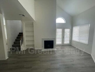 Building Photo - 1802 E 66th Pl