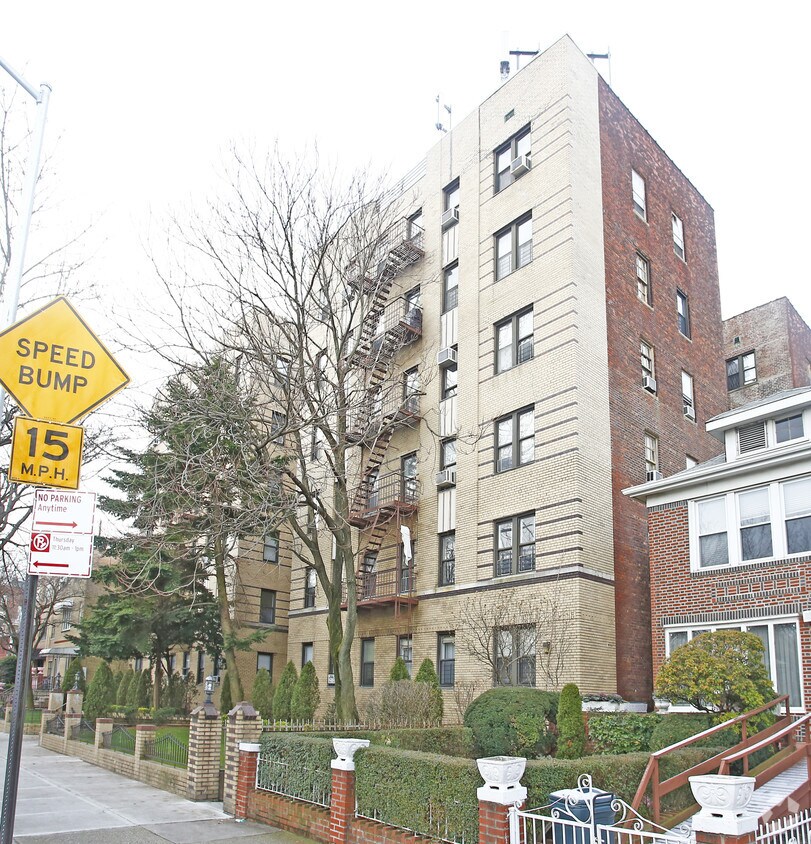 1440 Ocean Pky - 1440 Ocean Pkwy
