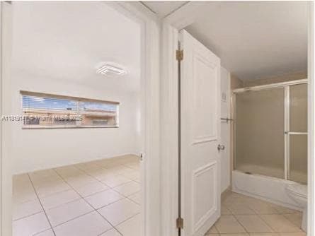 Building Photo - 401 NW 72nd Ave