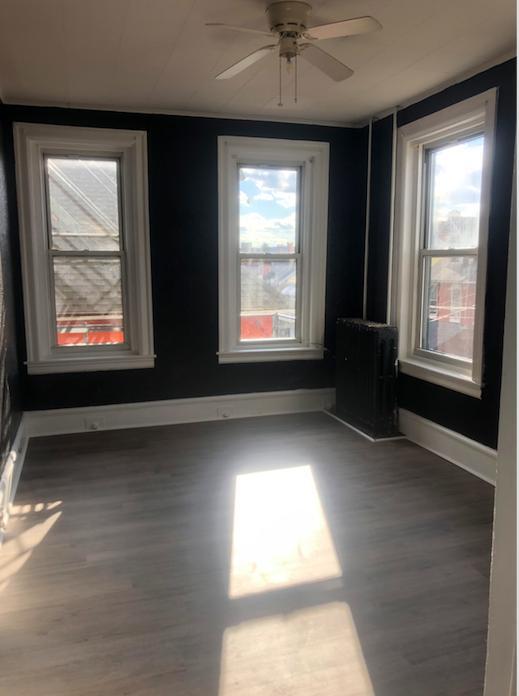 Primary Photo - 150 Douglass St 2R