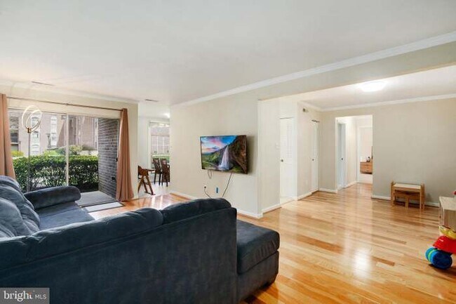 Foto del edificio - 8308 Tobin Rd