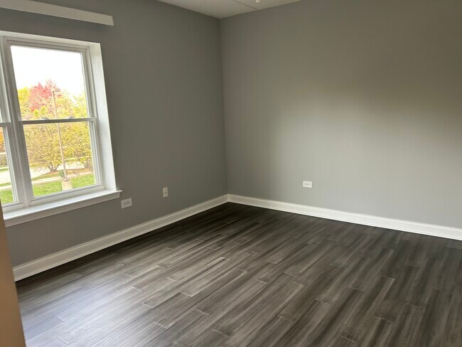 Foto del edificio - 3420 N Old Arlington Heights Rd
