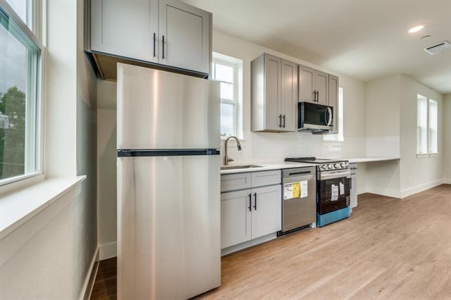Foto del edificio - 5317 Reiger Ave