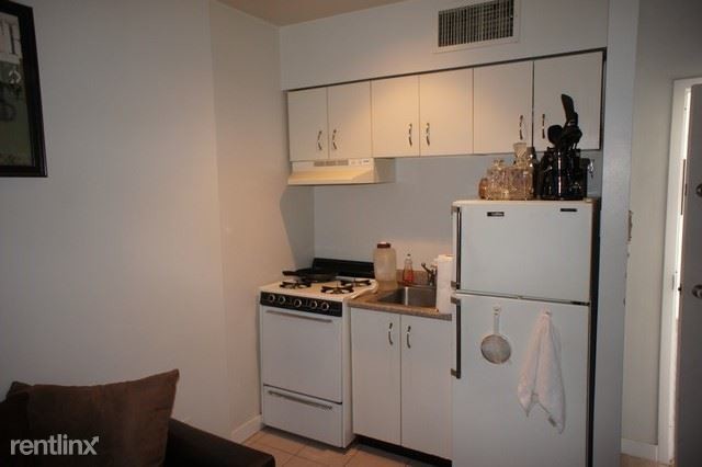 Building Photo - Studio, 1 bath  - 548 Columbus Ave Apt 1