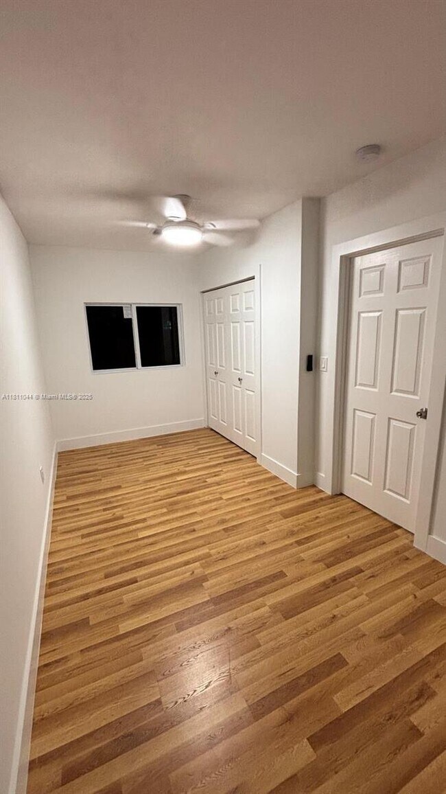 Foto del edificio - 4147 NW 23rd Ct