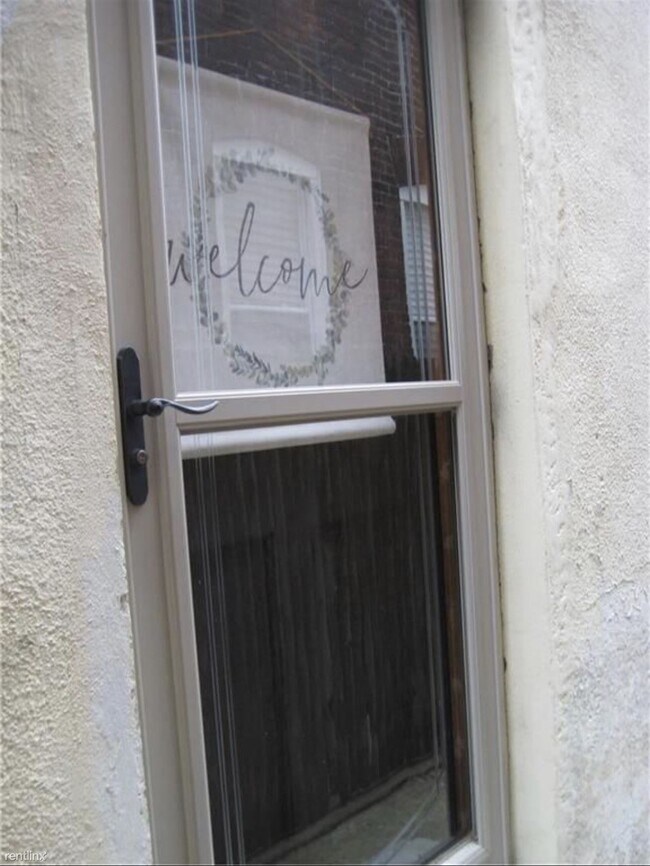 Building Photo - 2 br, 2 bath House - 948 Delaware Avenue F...