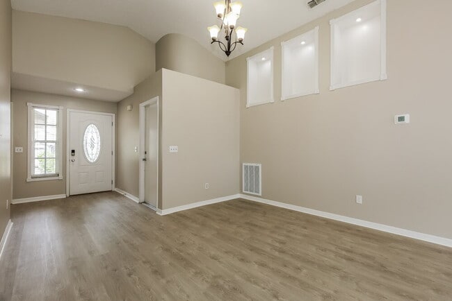 Building Photo - 4007 Fontana Pl