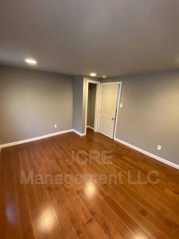 Foto del edificio - 4932 W Thompson St