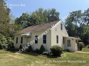 Building Photo - 147 Argyle Ave