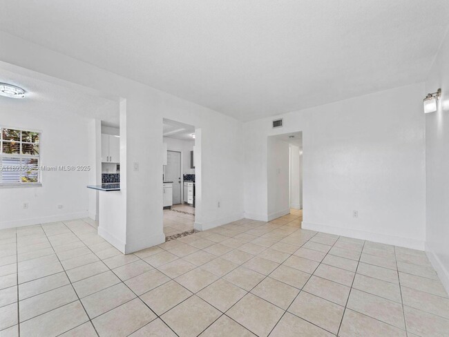 Foto del edificio - 9100 SW 95th Ave