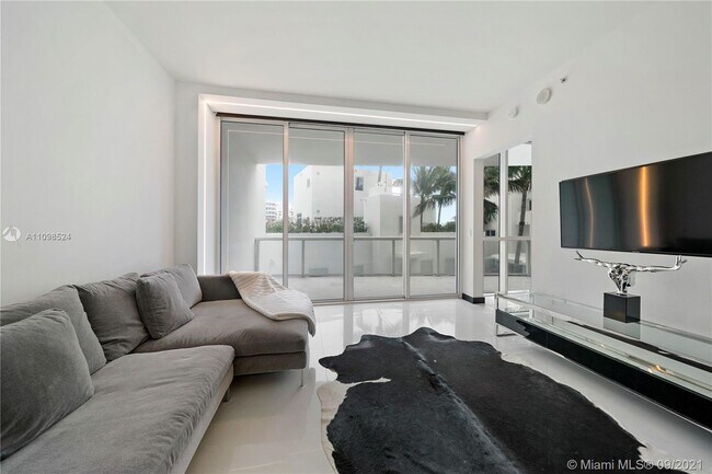 Foto del edificio - 50 South Pointe Dr