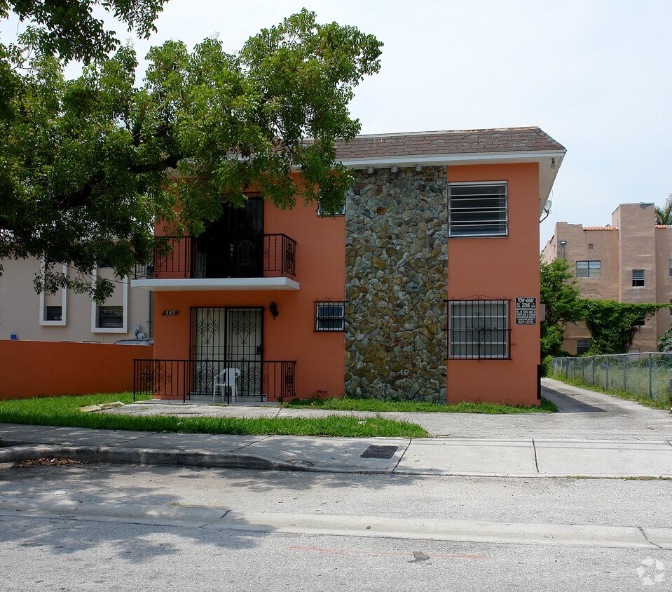 Foto del edificio - 545 SW 5th St