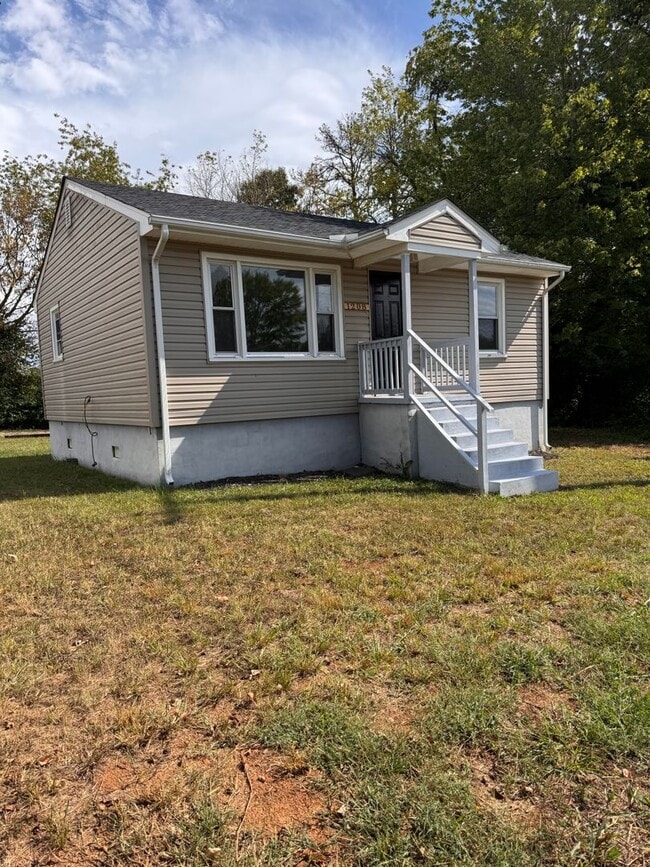 Building Photo - 4641 Shula Dr