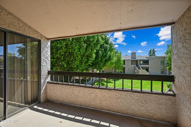 Foto del edificio - 5998 N 78th St