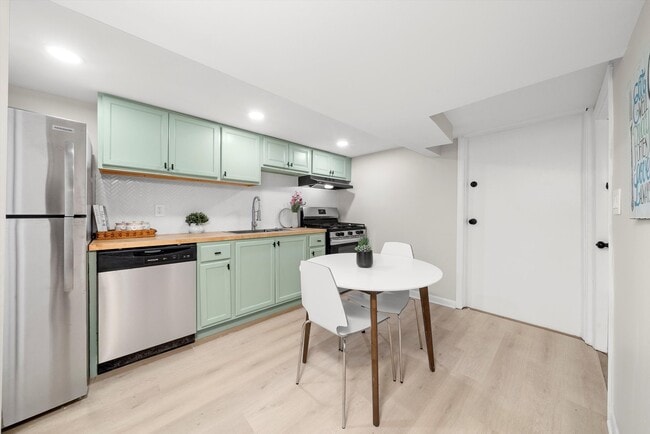 Foto del edificio - 4735 N Kilbourn Ave