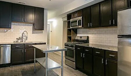 Foto del edificio - 2133 W Crystal St