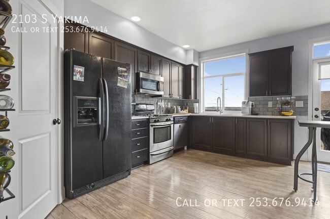 Foto del edificio - 2103 S Yakima Ave
