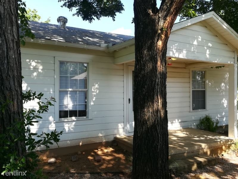 5412 Meandering Rd, River Oaks, TX 76114 House for Rent in River Oaks
