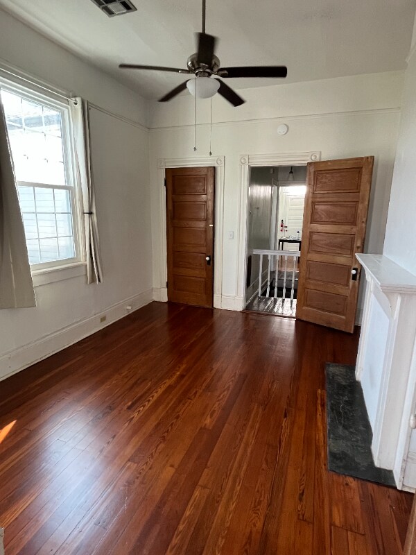 Building Photo - 4828 Chestnut St