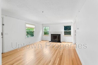 Building Photo - 4036 SE Harrison St