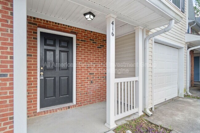 Foto del edificio - 416 Crooked Pine Trail