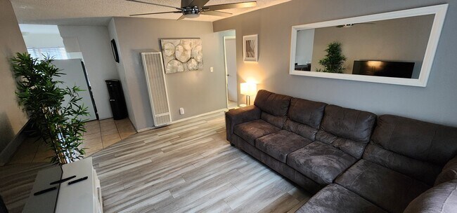 Foto del edificio - 1432 W 106th St