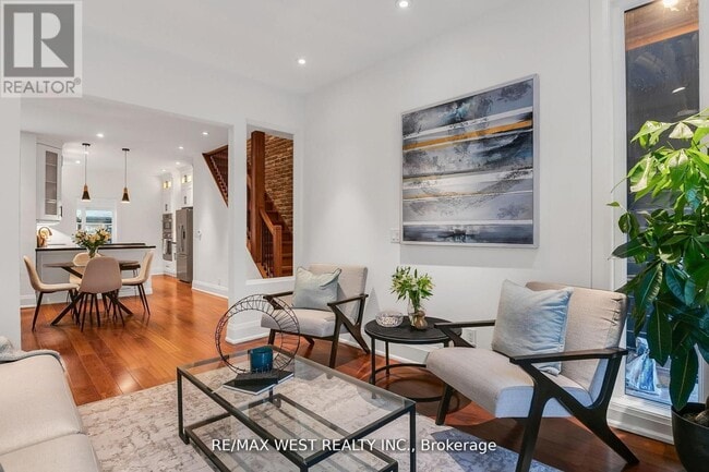 Building Photo - 414 Clendenan Ave