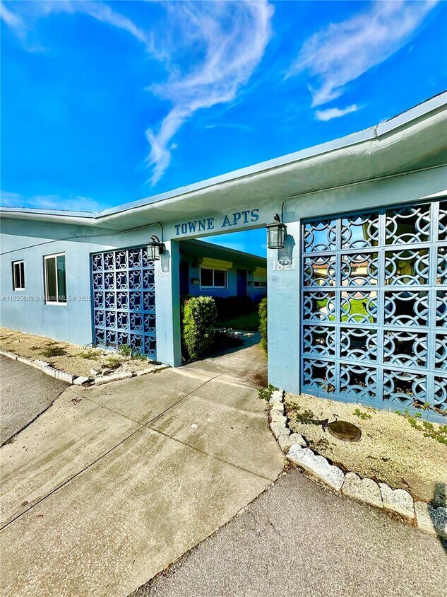 Foto principal - 1821 N 17th Ct