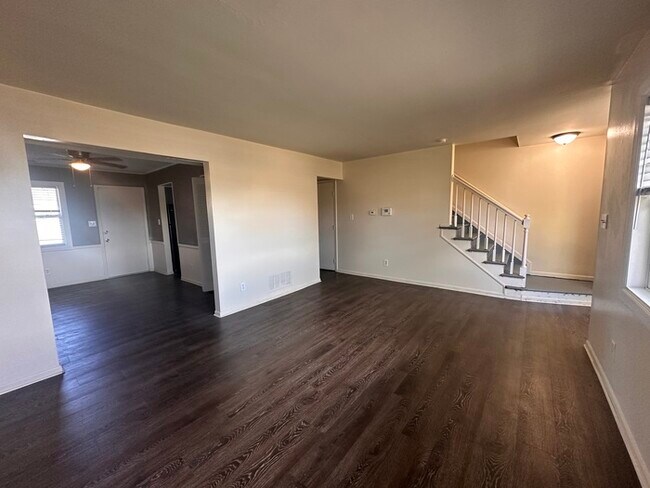 Foto del edificio - 3bed/2.5bath