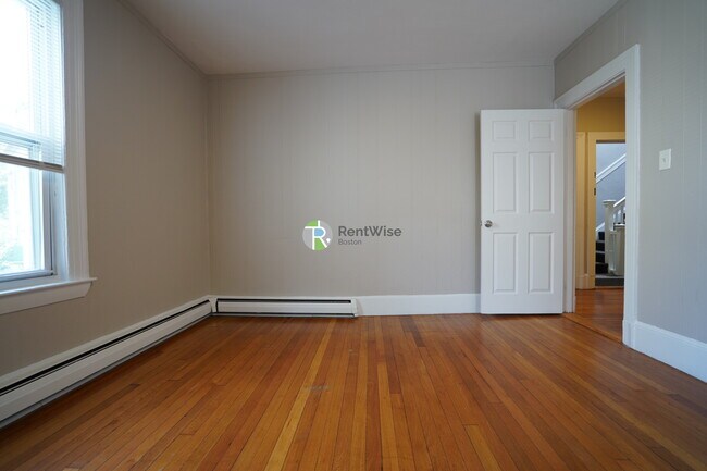 Foto del edificio - 4 Ashford Ct