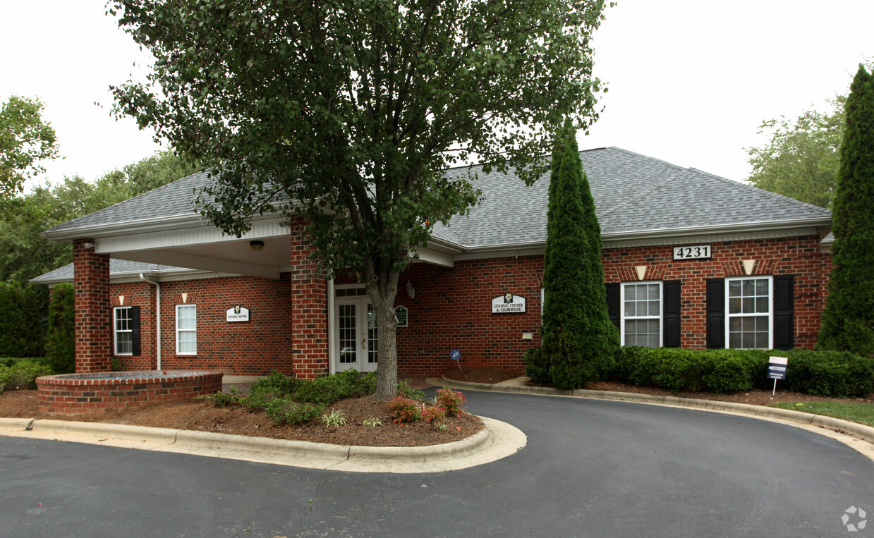 Foto principal - Blackthorn Apartments of Greensboro