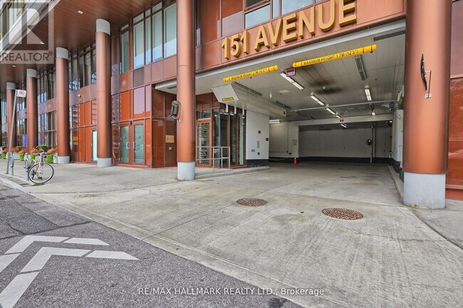Photo du bâtiment - 151 Avenue Rd