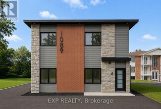 Building Photo - 1089 Notre-Dame St