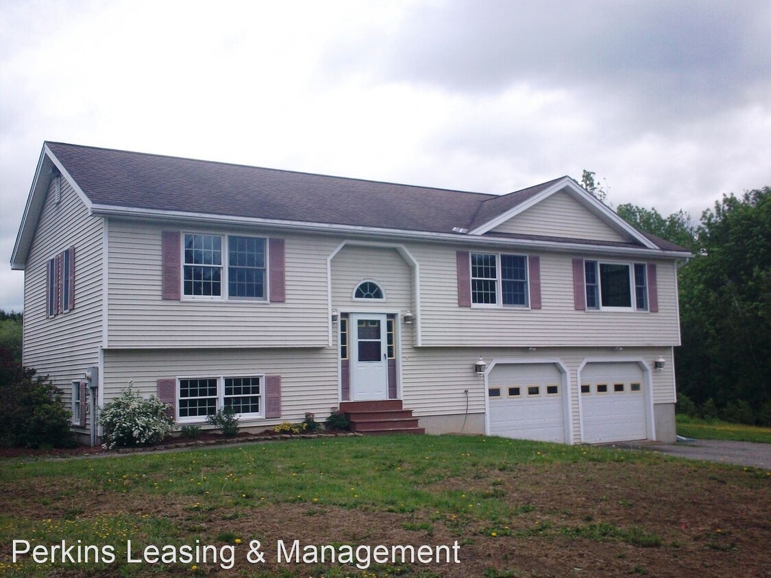 Primary Photo - 3 br, 2.5 bath House - 1234 Augusta Rd.