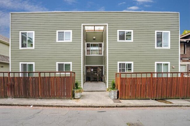 Foto del edificio - 0 bedroom in Seattle WA 98109