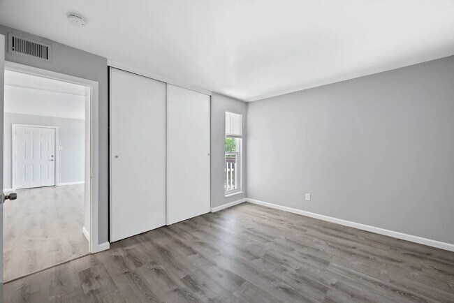 Foto del edificio - Pineview Apartments