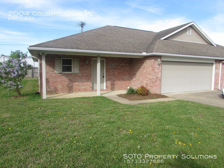 Foto principal - 2BD/2BA Duplex in Jackson