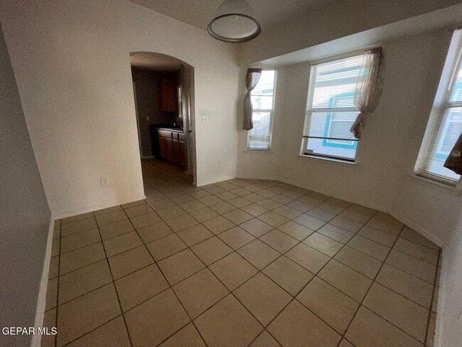Building Photo - 3952 Tierra Venado Dr