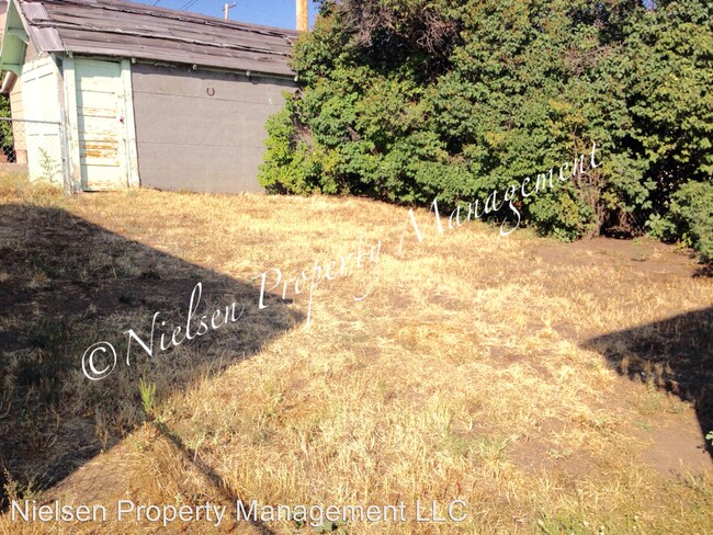 Building Photo - 3 br, 1 bath House - 837 Zarelda