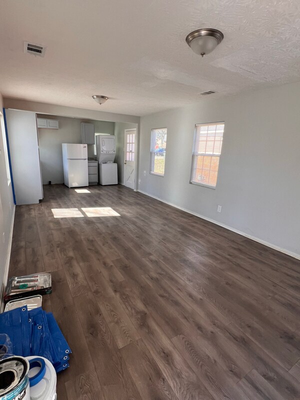 Building Photo - 3790 Barron Ave