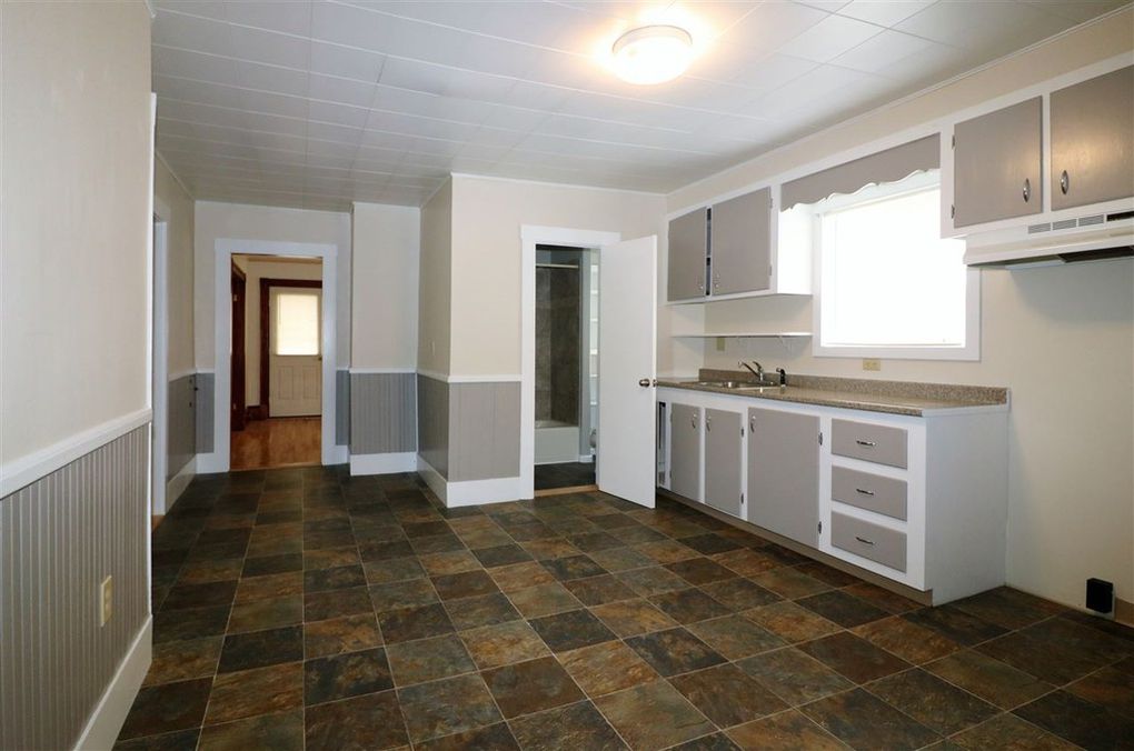 Primary Photo - 805 2nd Ave