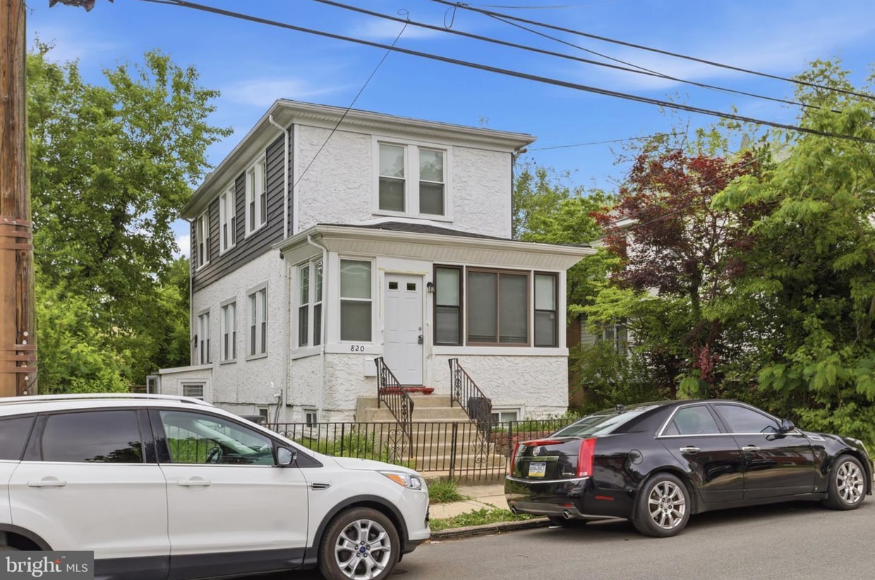 Photo - 820 Greenhill Rd-
