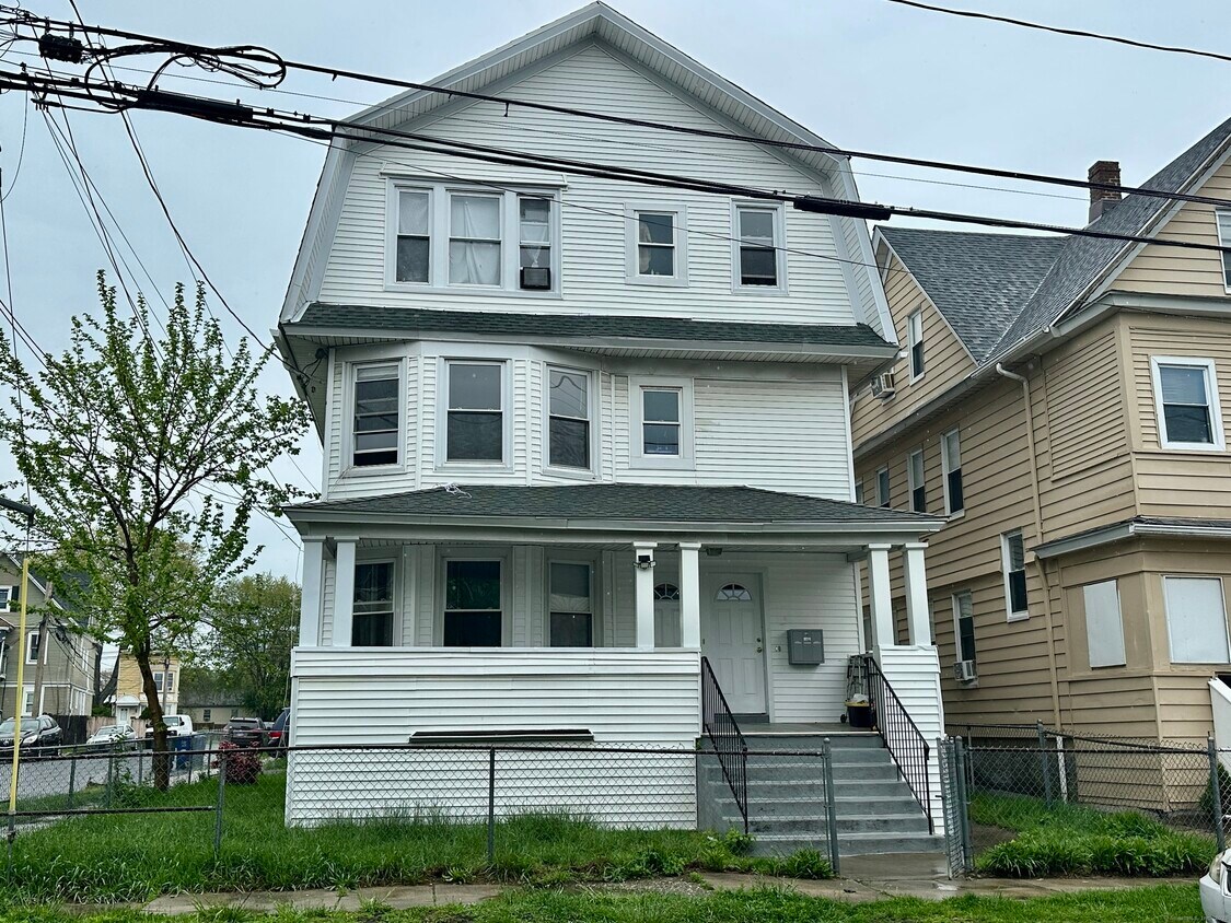 Foto principal - 176 Davenport St