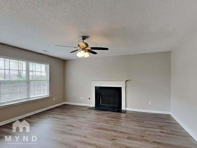 Building Photo - 11640 Registry Blvd